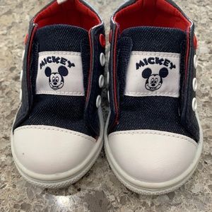 Mickey baby slip on shoes